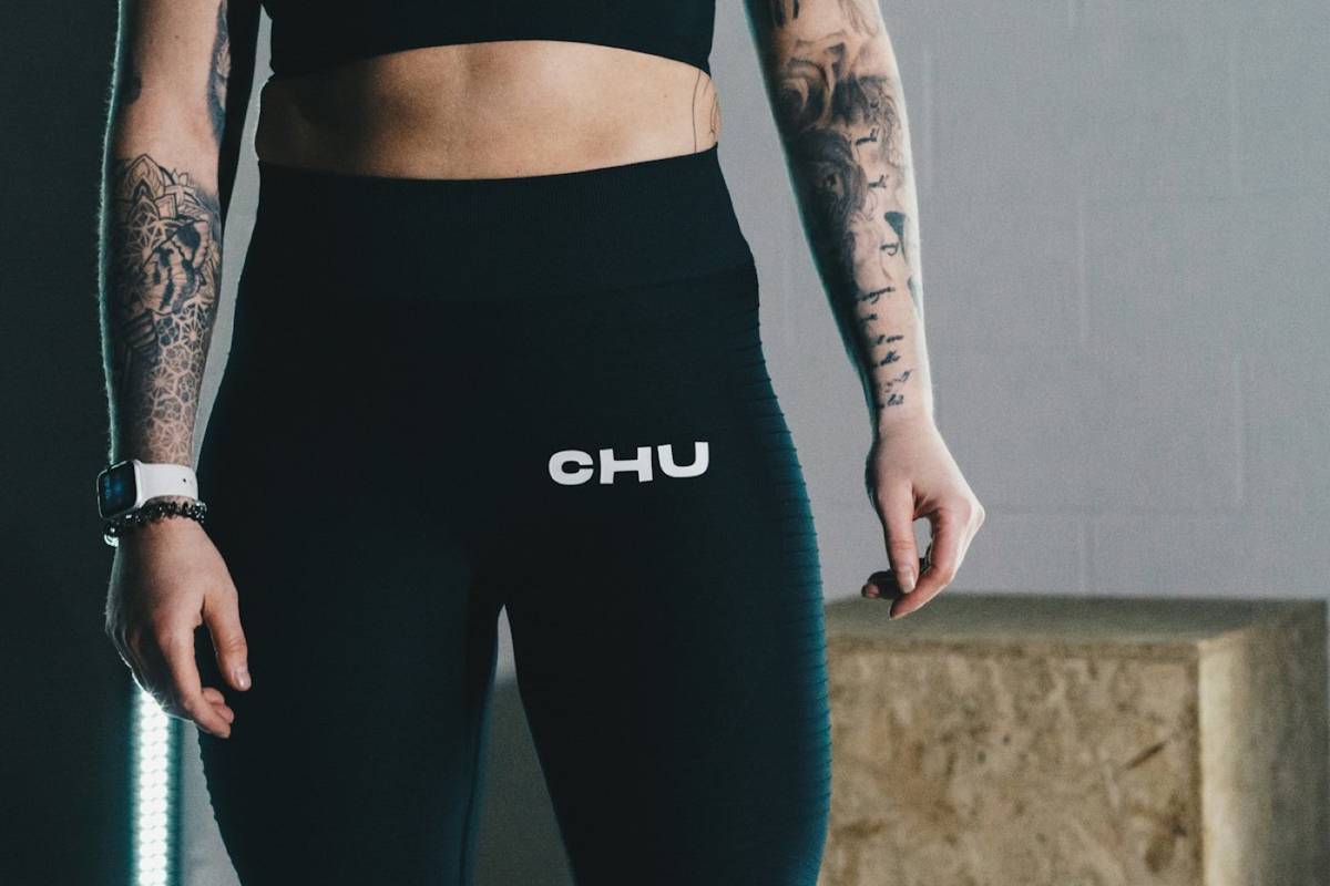 Silicone or heat-transfer logo on activewear